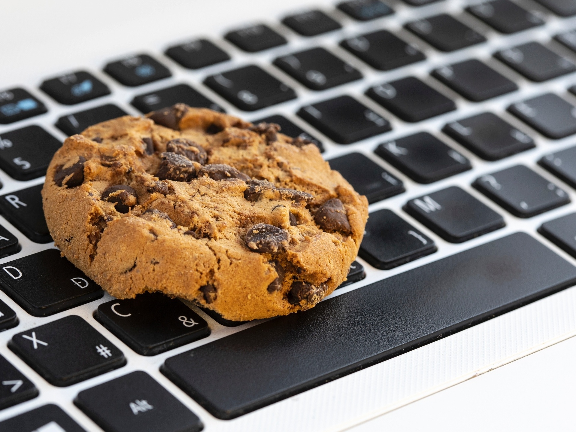 Você está visualizando atualmente Fim dos Cookies: estratégias essenciais de marketing na era da privacidade